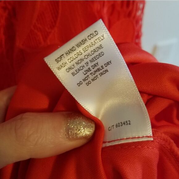 Just Taylor Red Valentine Lace Midi 1/2 Sleeve Dress Flare Handkerchief Hem - Picture 10 of 10